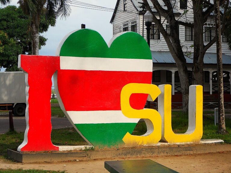 stage suriname